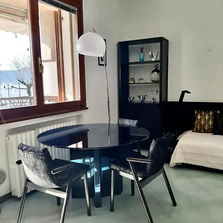 Rainer - Front דירה *