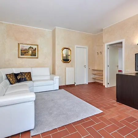 Rainer - Front דירה ברדולינו